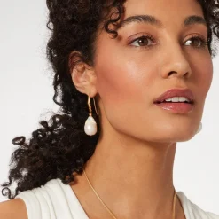 Discount The Met Store Cypriot Twist Pearl Necklace and Drop Earrings Set