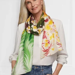Clearance The Met Store Daisy Garden Marbled Paper Oblong Silk Scarf