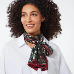 Discount The Met Store Medieval Millefleurs Oblong Silk Scarf