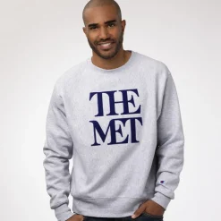 Discount The Met Store Met Logo Appliquéd Unisex Champion® Sweatshirt